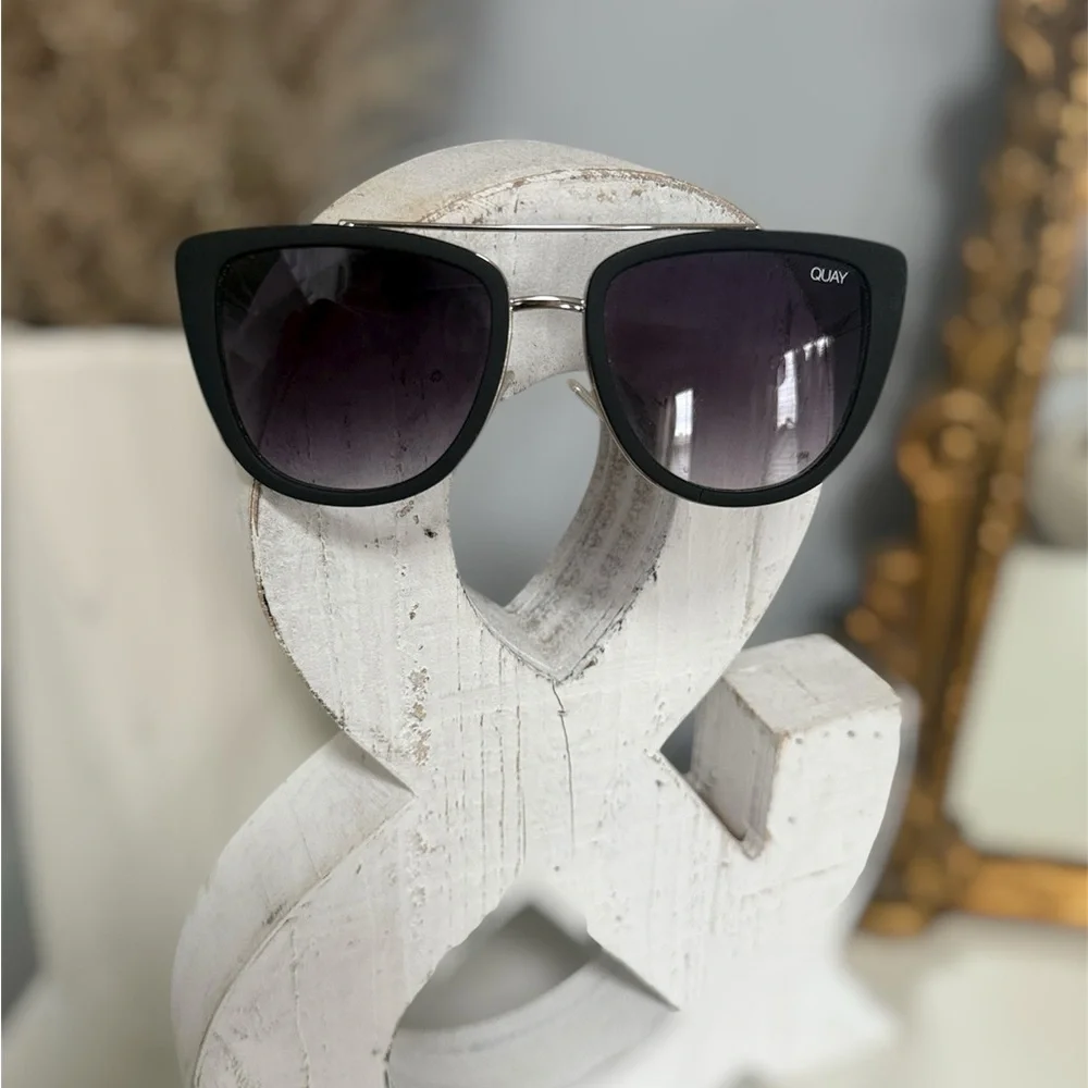 Quay Australia Black Cat-Eye Sunglasses